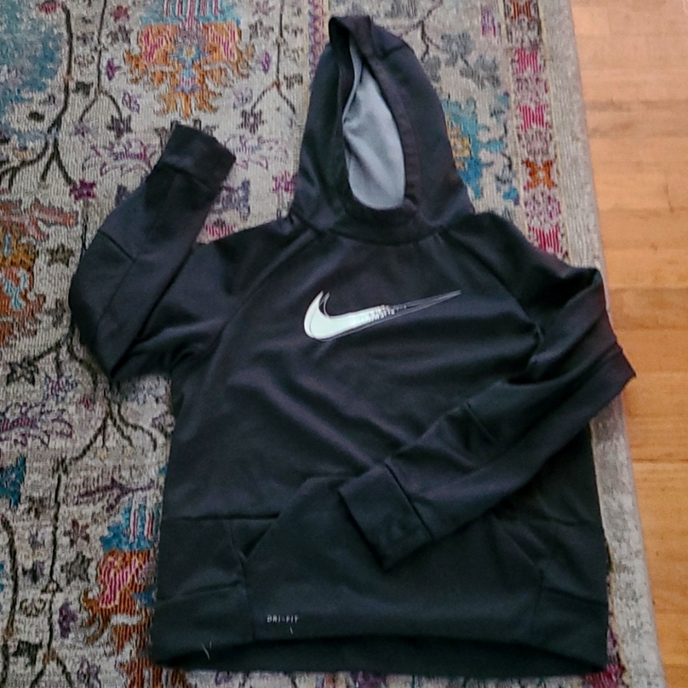 Grey Nike youth XL drifit hoodie
